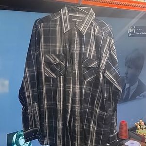 Beverly hills Polo Club  dress shirt squares